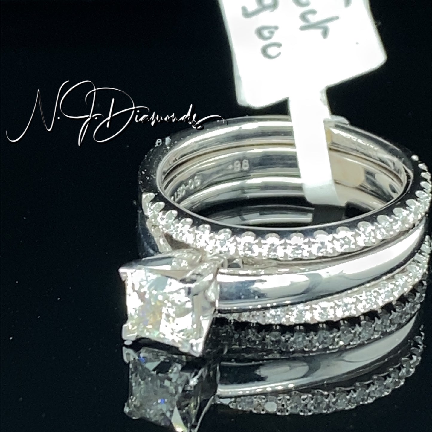 Princess Cut Leo Diamond Engagement Ring | Michigan | Dearborn