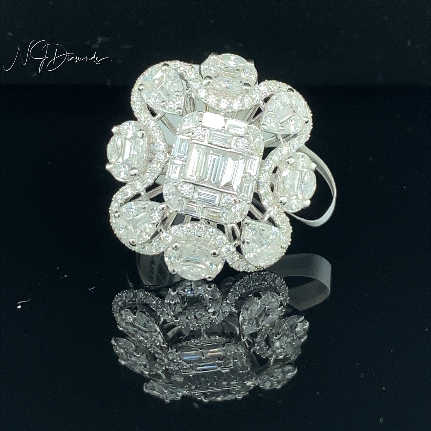 Ladies Diamond Ring | Dearborn Michigan | White Gold